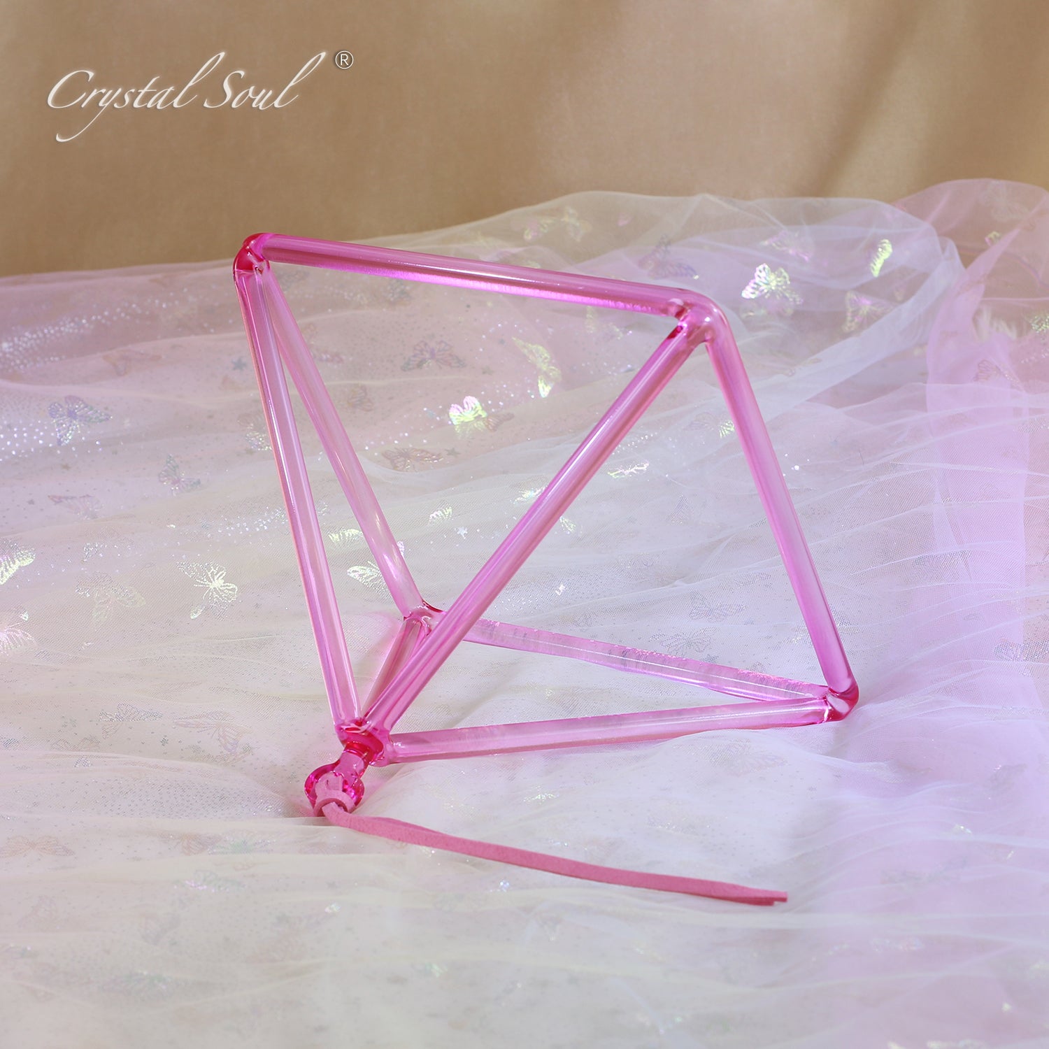 Crystal Soul Clear Quartz Pyramid Customized Colors Factory Direct Delivery